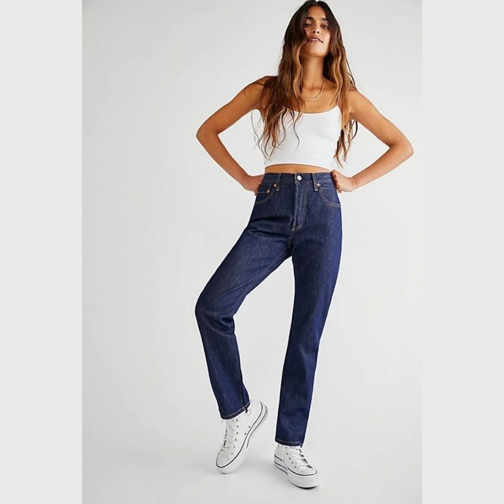 Levi's 501 4 Button Straight Leg Jeans RUNS SMALL